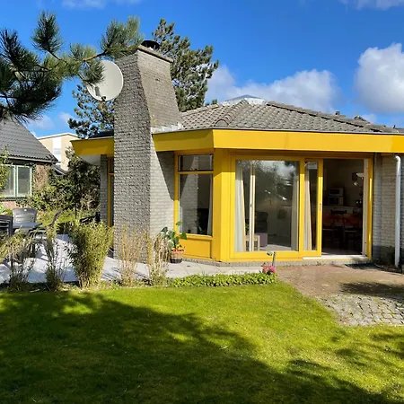 Holiday home Zeester 007 Julianadorp